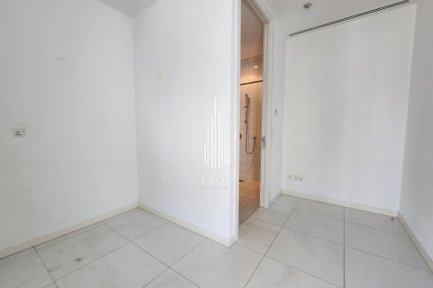 Apartment de 3 dormitorios en Corniche Road, UAE No. 37497 13