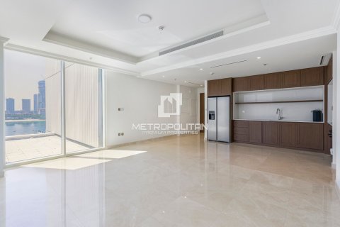 Appartement de 2 chambres à EMAAR Beachfront, UAE No. 62252 3