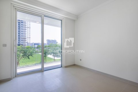 Appartement de 2 chambres à EMAAR Beachfront, UAE No. 62252 14