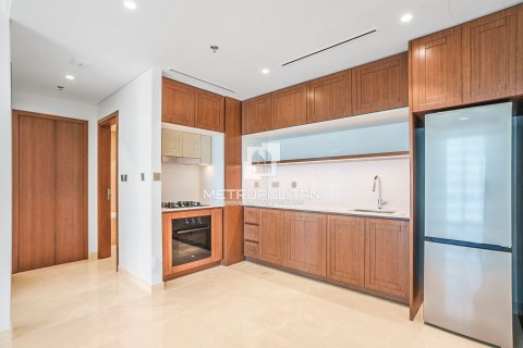 1 bedroom Apartment in EMAAR Beachfront, UAE No. 62256 10