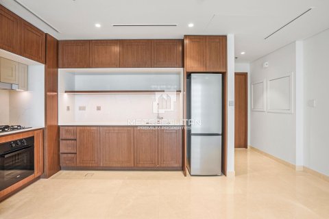 1 bedroom Apartment in EMAAR Beachfront, UAE No. 62256 15