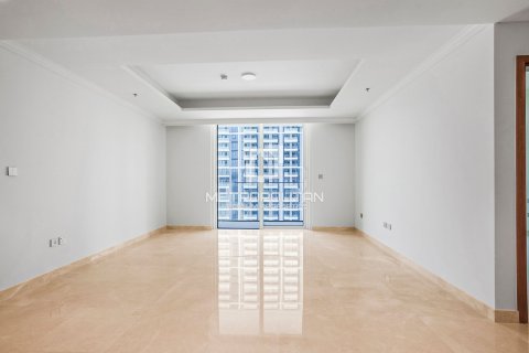 1 bedroom Apartment in EMAAR Beachfront, UAE No. 62256 12