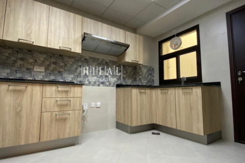 Apartment de 2 dormitorios en Bawshar, Oman No. 54873 5