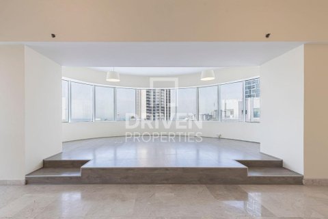 3 bedrooms Apartment in KG Tower, UAE No. 193390