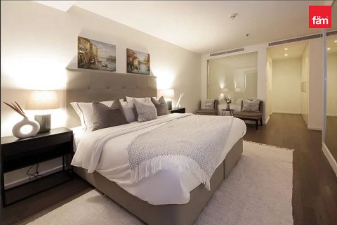 3 bedrooms Apartment in Culture Village, UAE No. 187470 8