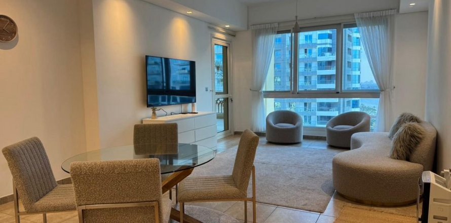 2 bedrooms Apartment in Palm Jumeirah, UAE No. 187466