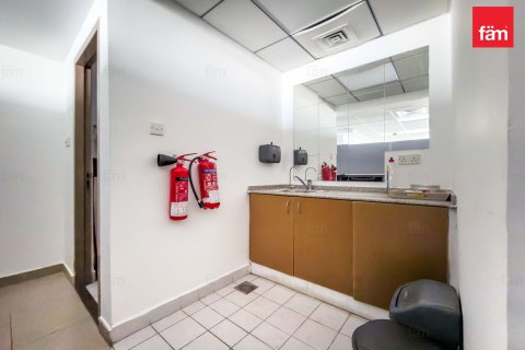 74.7m² Office in Dubai, UAE No. 187471 12