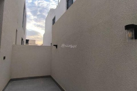 3 bedrooms Apartment in Riyadh, Saudi Arabia No. 99507 6