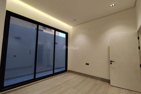 Apartment de 3 dormitorios en Riyadh, Saudi Arabia No. 99505 9