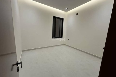 3 bedrooms Apartment in Riyadh, Saudi Arabia No. 99568 11