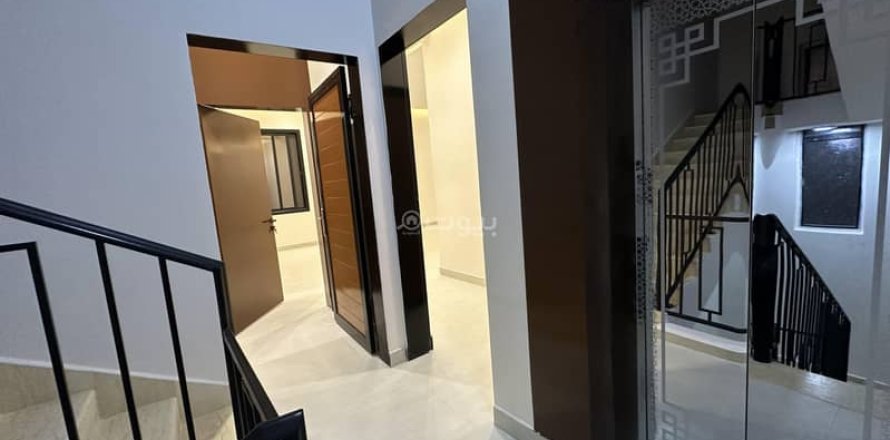3 bedrooms Apartment in Riyadh, Saudi Arabia No. 99568