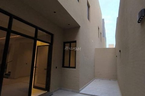 Villa de 6 chambres à Riyadh, Saudi Arabia No. 99508 4