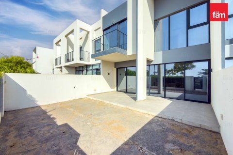 3 bedrooms Villa in Dubai, UAE No. 186046 3