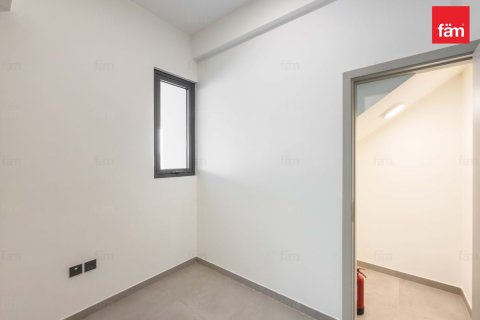 3 bedrooms Villa in Dubai, UAE No. 186046 13