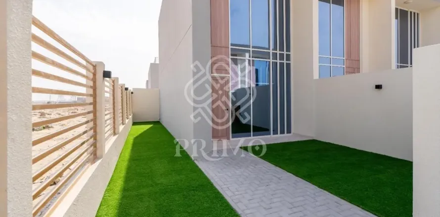 Townhouse de Studio à Dubai, UAE No. 165168