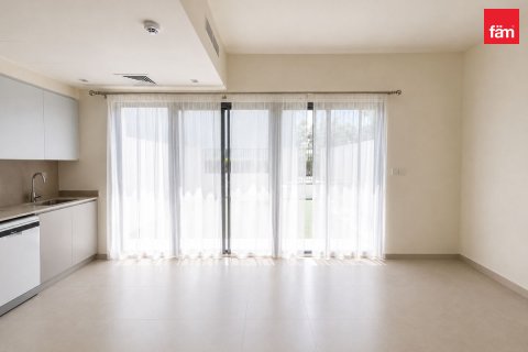 3 bedrooms Villa in Dubai, UAE No. 200338