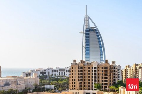4 bedrooms Penthouse in Umm Suqeim, UAE No. 146336