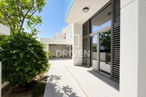 Villa de 4 dormitorios en District One, UAE No. 192579 26