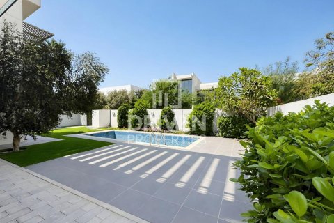 Villa de 4 dormitorios en District One, UAE No. 192579 24