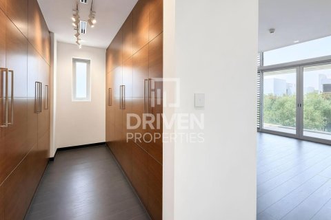 Villa de 4 dormitorios en District One, UAE No. 192579 22