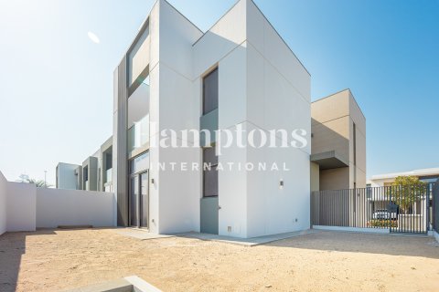 4 bedrooms Townhouse in Ruba, UAE No. 162202