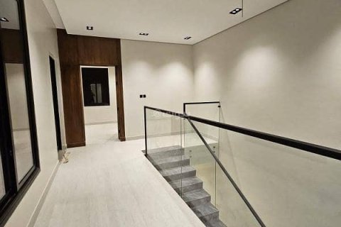 Квартира с 4 спальнями в Эр-Рияд, Саудовская Аравия №68035 14