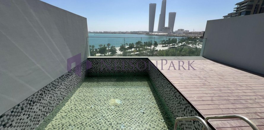 4 bedrooms Townhouse in Lusail, Qatar No. 60867