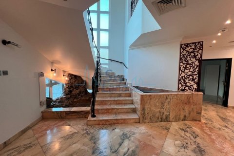 Villa commerciale de 1 room à Jumeirah, UAE No. 135277