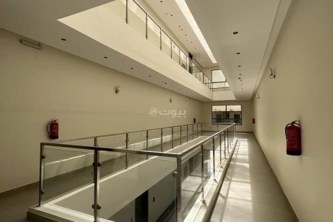 3 bedrooms Apartment in Riyadh, Saudi Arabia No. 62596