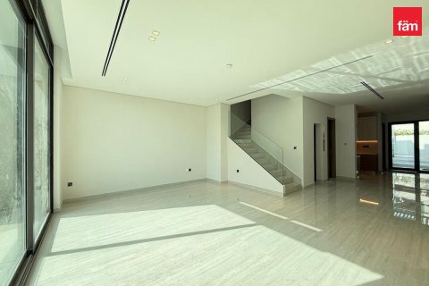 4 bedrooms Townhouse in Dubai, UAE No. 173275