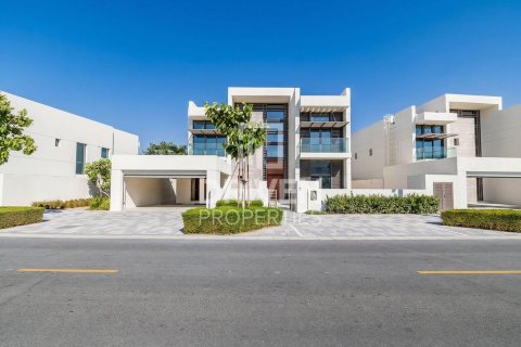4 bedrooms Villa in District One, UAE No. 192072