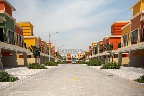 Townhouse de 3 dormitorios en Damac Lagoons, UAE No. 166949