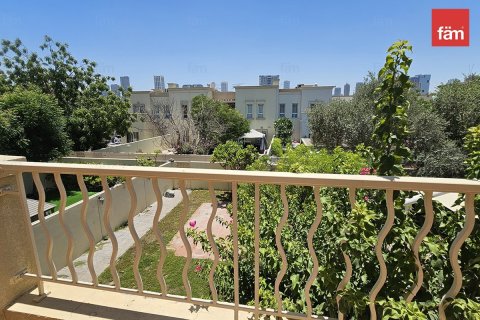 3 bedrooms Townhouse in Dubai, UAE No. 164815 3