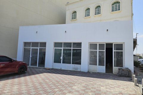 63m² Commercial property in Muscat, Oman No. 54580 4