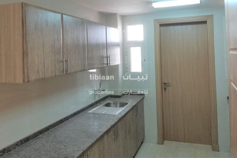 Apartment de 1 dormitorio en As Sib, Oman No. 54139 9