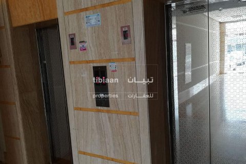 Apartment de 2 dormitorios en As Sib, Oman No. 54138 3