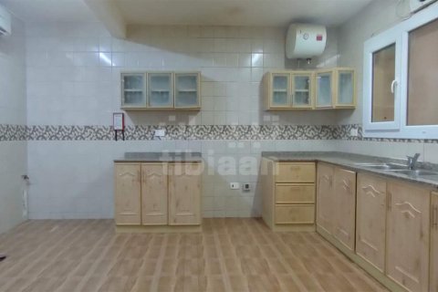 Apartment de 2 dormitorios en As Sib, Oman No. 54141 5