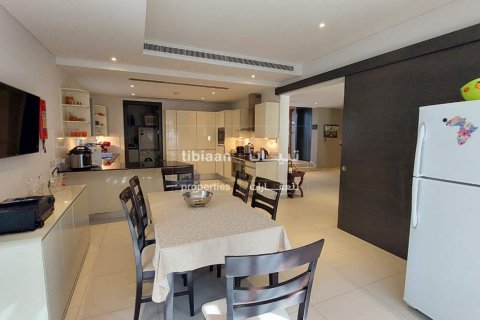 Villa de 5 dormitorios en Muscat, Oman No. 53393 24