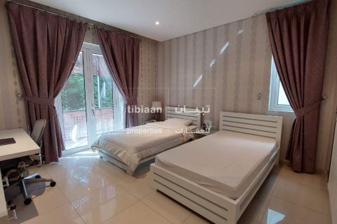 Villa de 5 dormitorios en Muscat, Oman No. 53393 19