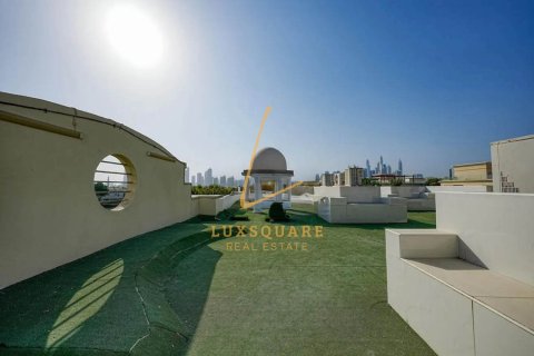 8 bedrooms Villa in Sector E, UAE No. 198256 4
