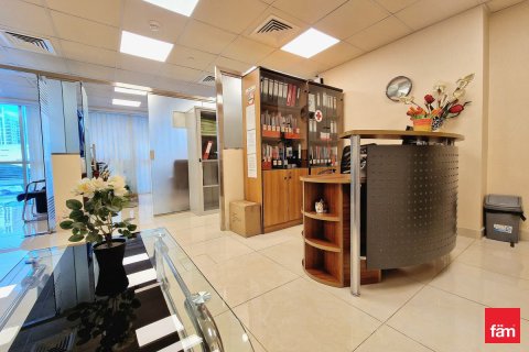 92.3m² Office in Dubai, UAE No. 137250