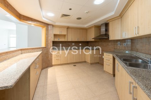Appartement de 3 chambres à Shoreline Apartments, UAE No. 64924 19