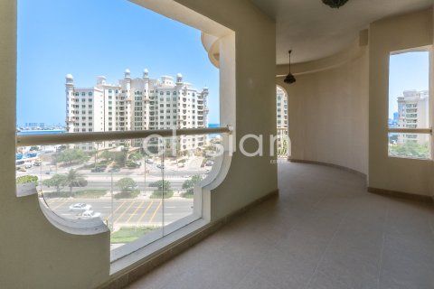 Appartement de 3 chambres à Shoreline Apartments, UAE No. 64924 6