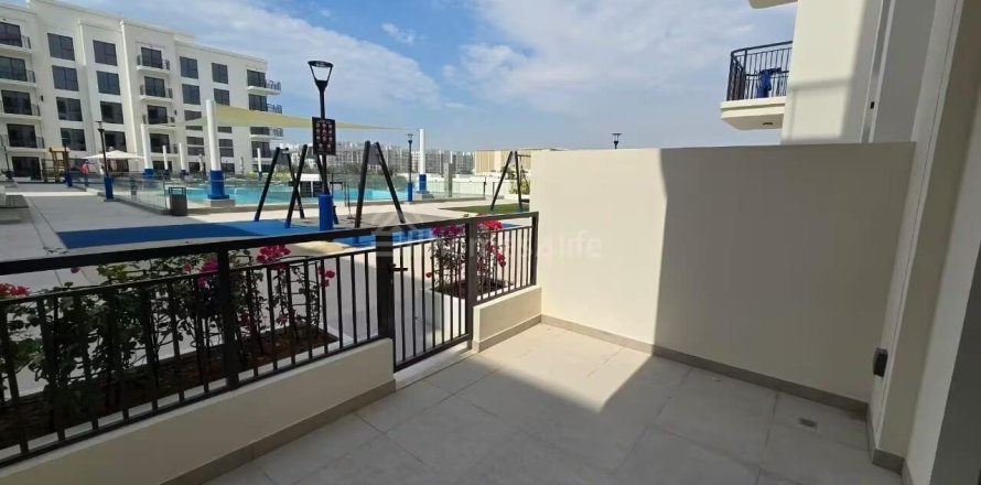 Apartment de 1 dormitorio en Town Square, UAE No. 167289