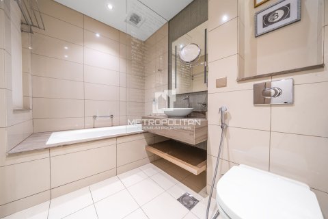 Apartment de 3 dormitorios en DAMAC Towers by Paramount, UAE No. 128669 21
