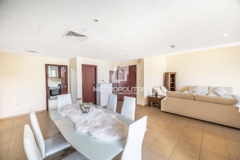 Appartement de 2 chambres à Bahar, UAE No. 128666 3