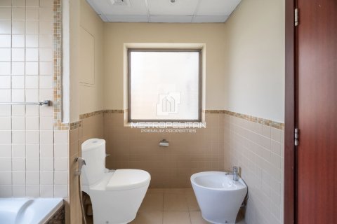 Appartement de 2 chambres à Bahar, UAE No. 128666 15