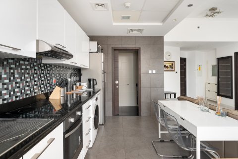 1 bedroom Apartment in Cayan Tower, UAE No. 208710 6