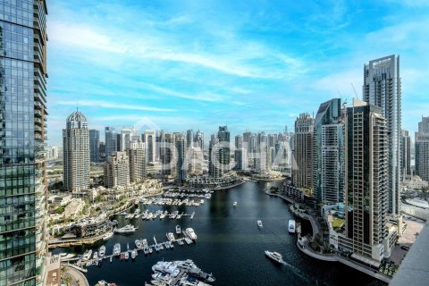 Apartment de 3 dormitorios en Damac Heights, UAE No. 164651
