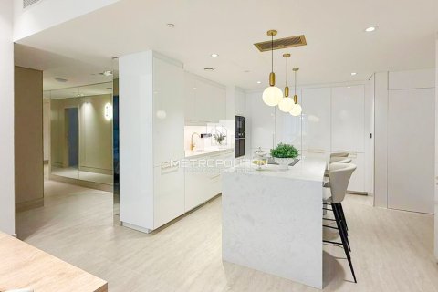 Appartement de 3 chambres à Rimal, UAE No. 129877